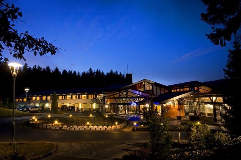 Hotel Grosuplje Kültér fotó