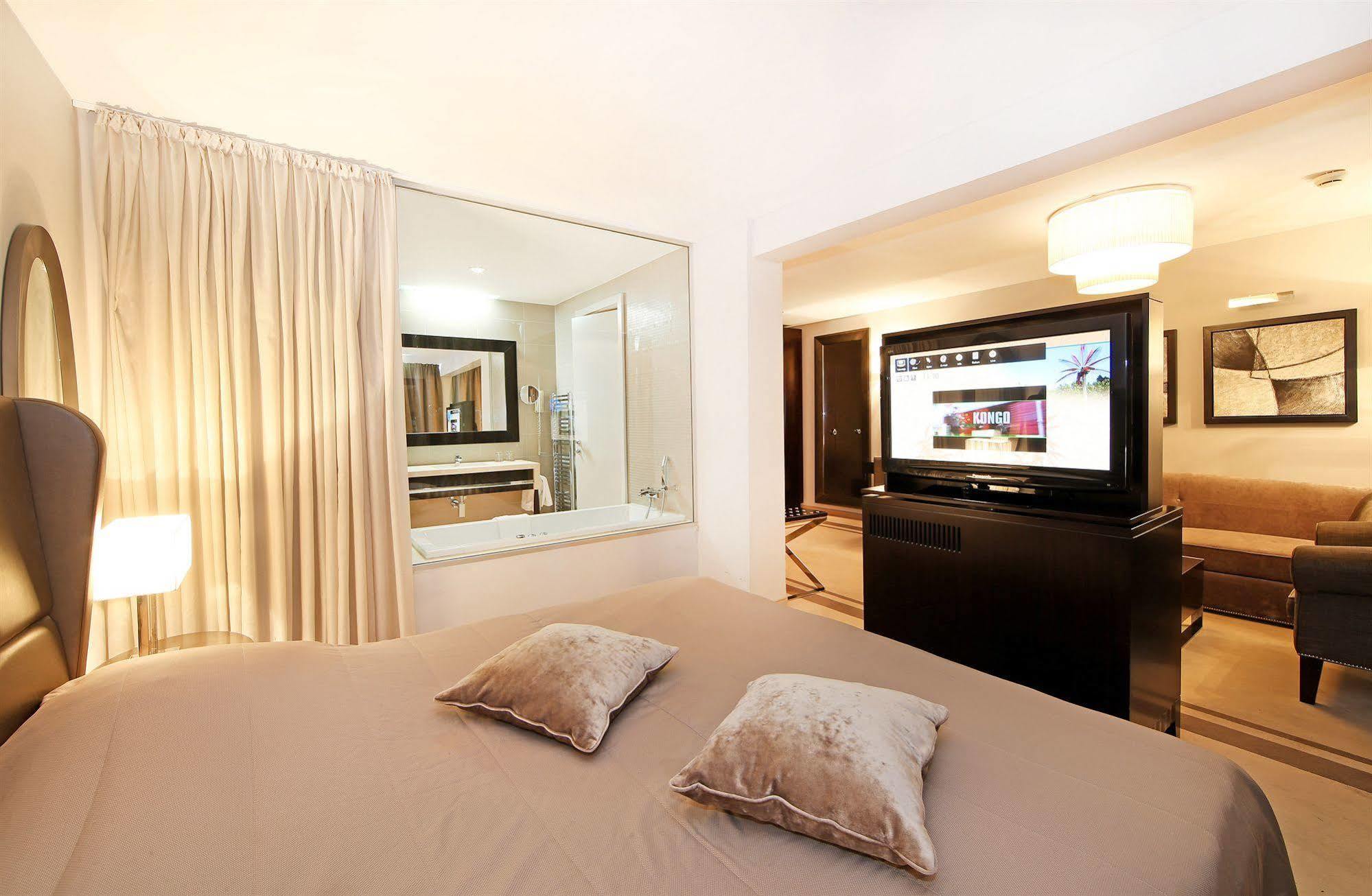 Hotel Grosuplje Kültér fotó