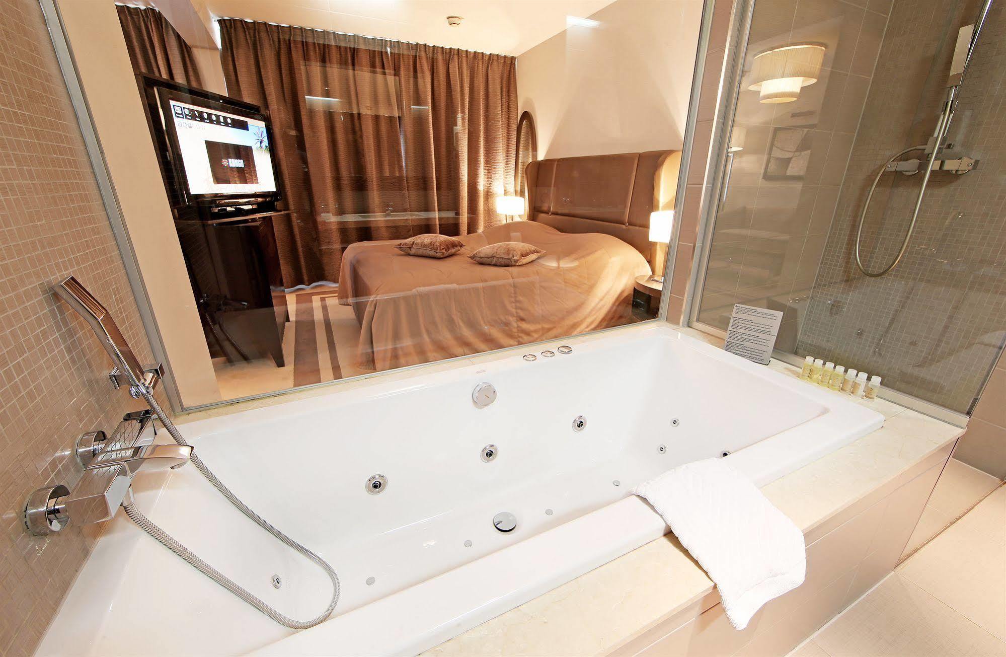 Hotel Grosuplje Kültér fotó